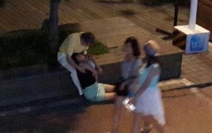 青岛女子醉酒遭性侵 疑被路人当街轮流猥亵图片视频曝光