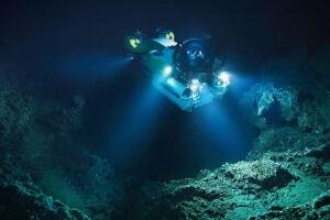 世界上最深的海沟排名前十，马里亚纳海沟11034公里(地球最深处)