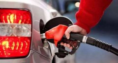 油价月末又要变了，“八涨一跌”之后，车主加一箱油多花多少钱？