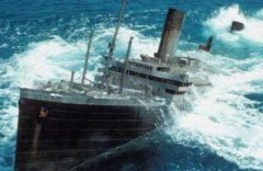 泰坦尼克号沉船之谜与木乃伊的诅咒有关？